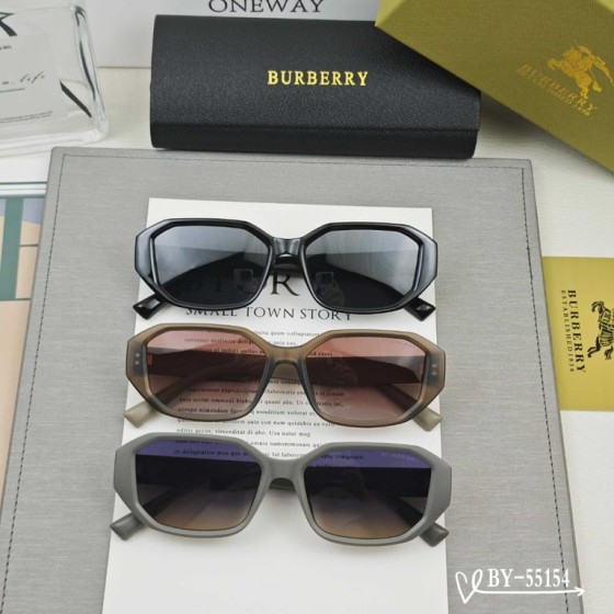 Burberry Geometric Sunglasses (3 Colors)